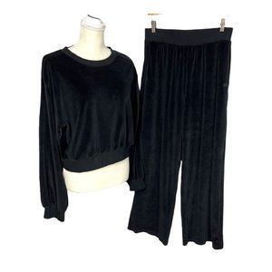 True Religion Black Pull Over Sweater XL Wide Leg Pants Large